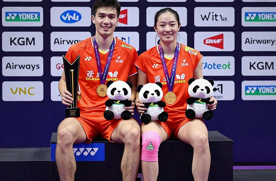 Hai mươi ba phút của Mahoor Shahzad: Khi một tiên phong đơn độc chạm trần hệ thống